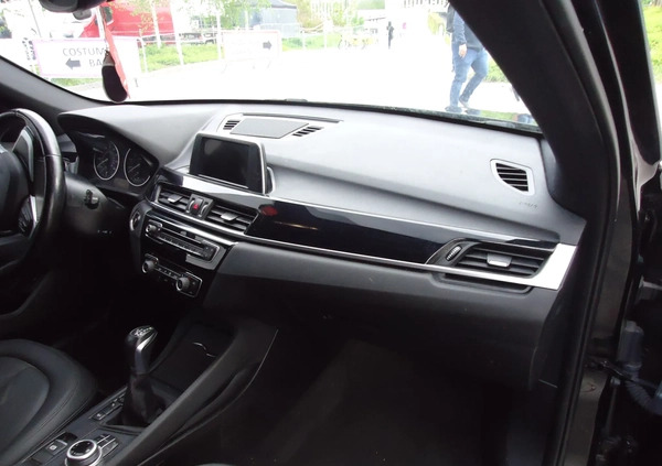 BMW X1 cena 89900 przebieg: 79293, rok produkcji 2017 z Katowice małe 56